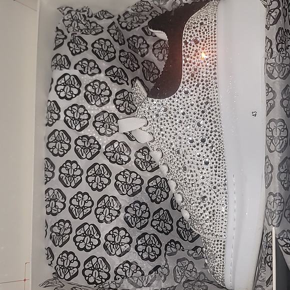 Alexander McQueen Crystal shoes - Picture 3 of 4